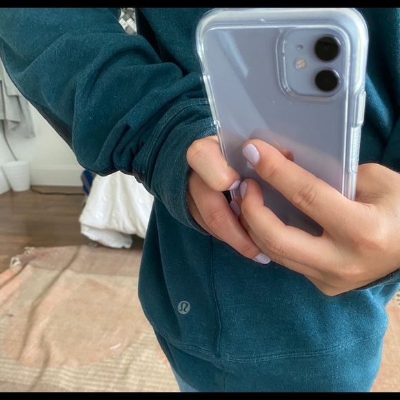 lulu lemon sweatshirts - Picture 2 of 3